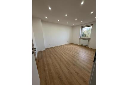 Zwei 3ZKB Wohnungen in der Ellenfeldstr. in Neunkirchen zu vermieten