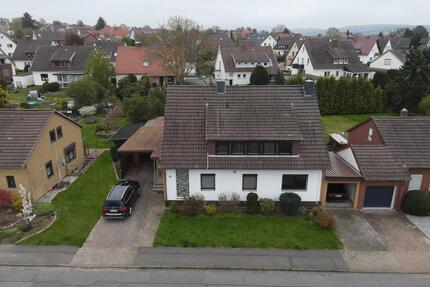 Wohnung in Duderstadt mit Garten, überdachter Terrasse und Garage