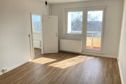 EIN ZIMMER mit Balkon...! - 252,00&nbsp;EUR Kaltmiete, ca.&nbsp; 33,51&nbsp;m&sup2; in Magdeburg (PLZ: 39130) Alt Olvenstedt