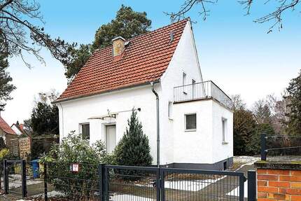 Leerstehendes Einfamilienhaus auf großzügigem Grundstück in gefragter Potsdamer Wohnlage