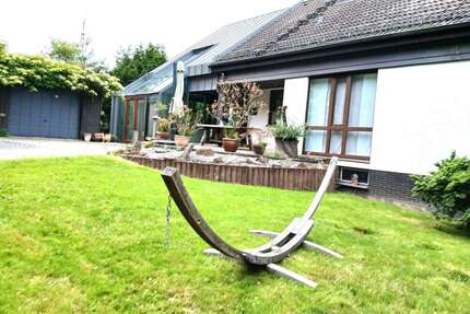 Haus zum Kaufen in Ahnatal 675.000,00 € 295 m²