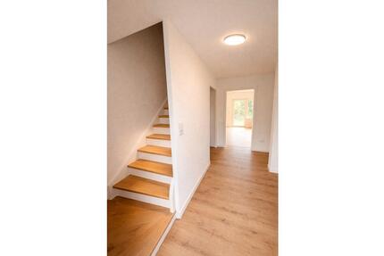 Saniertes Reihenendhaus mit Schlossblick - Braunfels