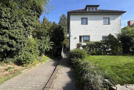 Haus Grundstück zum Verwirklichen in Berlin-Zehlendorf