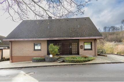 Gepflegte 2 Zimmer Wohnung mit Stellplatz in Olpe-Rehringhausen