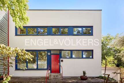 Haus zum Kaufen in Berlin-Dahlem 1.749.000,00 € 230 m²