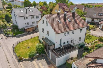 Gepflegtes Zweifamilienhaus mit Ausbaupotenzial - Kirchberg an der Murr
