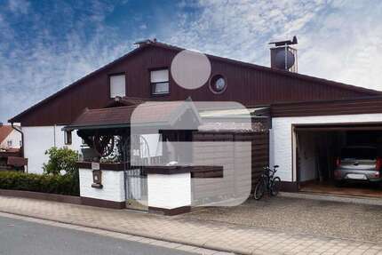 Haus zum Kaufen in Röttenbach 425.000,00 € 261 m²