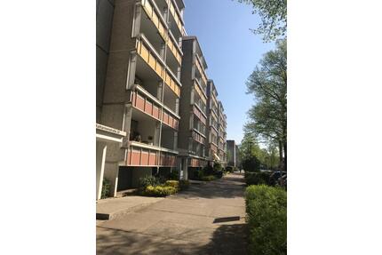 Schöne 3 Raum Wohnung - 339,00&nbsp;EUR Kaltmiete, ca.&nbsp; 63,40&nbsp;m&sup2; in Neubrandenburg (PLZ: 17033)