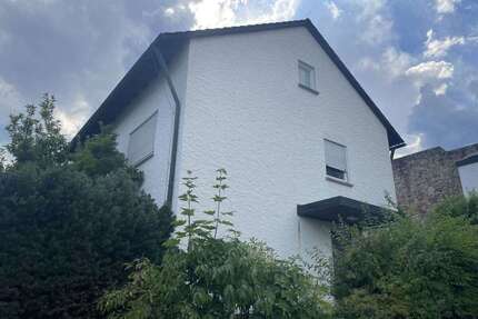 Haus zum Kaufen in Georgensgmünd 440.000,00 € 132 m²