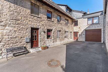 Haus zum Kaufen in Stolberg (Rheinland) Breinig 565.000,00 € 240 m² - Stolberg (Rheinland) / Breinig