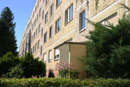 Wohnung zum Mieten in Zeitz 205,00 € 30 m²