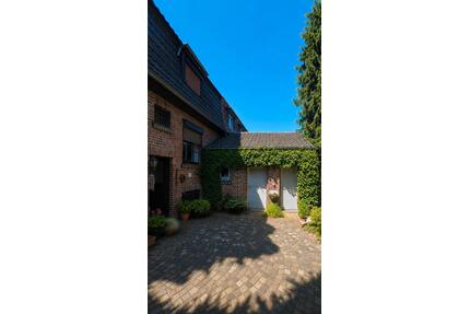 Doppelhaushälfte zu verkaufen - 379.000,00&nbsp;EUR Kaufpreis, ca.&nbsp; 136,00&nbsp;m&sup2; in Krefeld (PLZ: 47839) Hüls