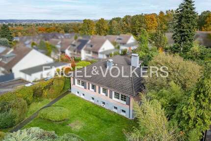 Haus zum Kaufen in Bonn - Holzlar 980.000,00 € 233 m²