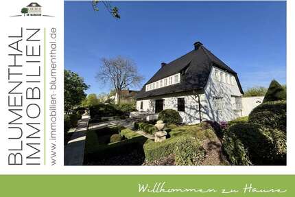 Haus zum Mieten in Bielefeld 2.700,00 € 272 m²