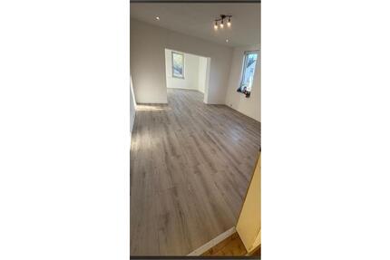 Großes Haus zu vermieten - 1.750,00&nbsp;EUR Kaltmiete, ca.&nbsp; 200,00&nbsp;m&sup2; in Bergen (PLZ: 29303)