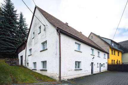 Haus zum Kaufen in Altenberg 98.000,00 € 147 m²