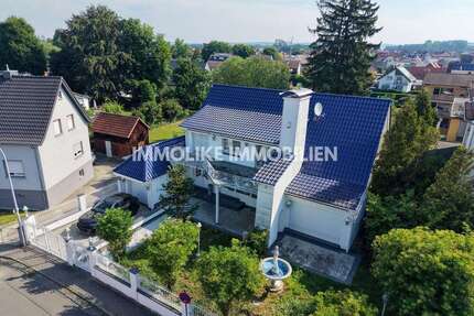 Haus zum Kaufen in Hasselroth-Neuenhaßlau 619.000,00 € 238 m²