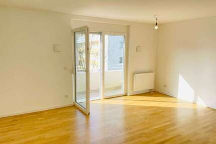 Wohnung zum Mieten in Nürnberg 900,19 € 72.89 m²
