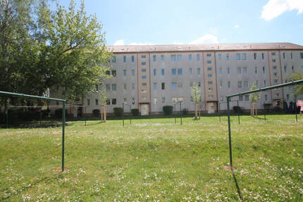 Erstbezug nach Sanierung! - 420,00&nbsp;EUR Kaltmiete, ca.&nbsp; 59,90&nbsp;m&sup2;&nbsp;Wohnfl&auml;che in Weißenfels (PLZ: 06667)