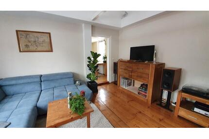 *RESERVIERT* Charmante 4-Zimmer-Dachgeschosswohnung mit sonniger Terrasse und Vesteblick - Coburg