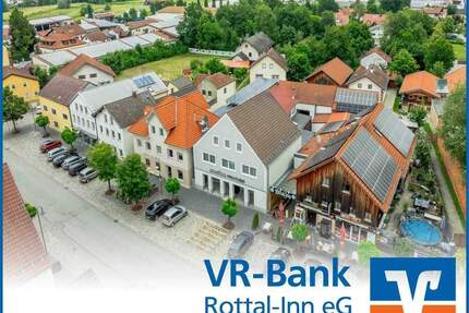 Zentral. Vielseitig. Potenzial. Ihr Wohn- und Geschäftshaus in Arnstorf