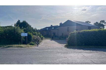Resthof mit viel Potenzial - 315.000,00&nbsp;EUR Kaufpreis, ca.&nbsp; 180,00&nbsp;m&sup2; in Eddelak (PLZ: 25715)