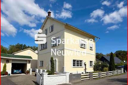 Haus zum Kaufen in Döttesfeld 299.000,00 € 174 m²
