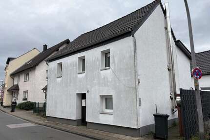 Haus zum Kaufen in Köln 350.000,00 € 142 m²