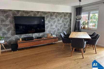 Modernisiertes Reihenmittelhaus mit Pool und idyllischem Garten in Wörmlitz Halle (Saale)