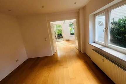 Haus zum Mieten in Bonn 2.650,00 € 155 m²