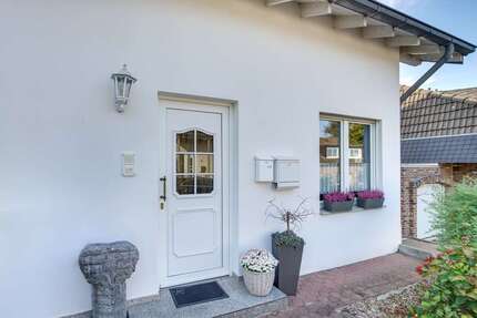 Haus zum Kaufen in Herzogenrath 395.000,00 € 158.08 m²