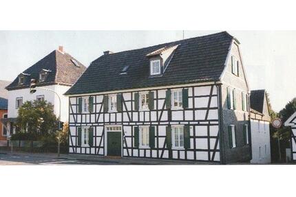 Charmante 2-Zimmer-Wohnung in ruhiger Lage in Fettehenne - Leverkusen Alkenrath