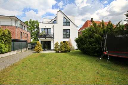 Wohnung zum Kaufen in Hamburg-Wellingsbüttel 698.000,00 € 103 m²