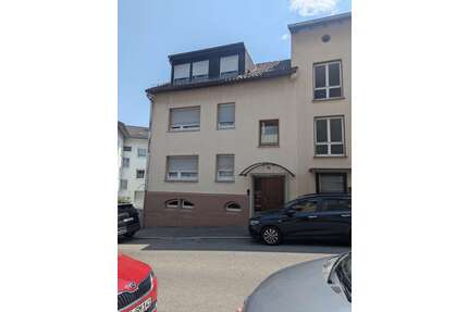 Haus zum Kaufen in Pforzheim 340.000,00 € 130 m²