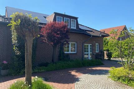 Ohne Makler! Einfamilienhaus mit PV-Anlage in Meerbusch Osterath