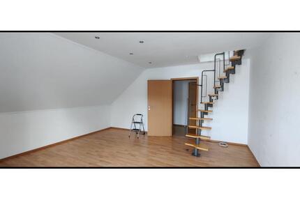 2,5 Zimmer 85qm OG Wohnung in Sandesneben zu vermieten