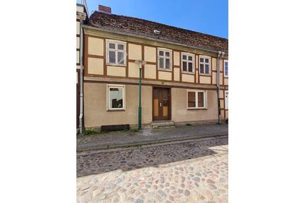 Rollstuhlgerechtes, zentrales 4-Familienhaus - Lenzen (Elbe)