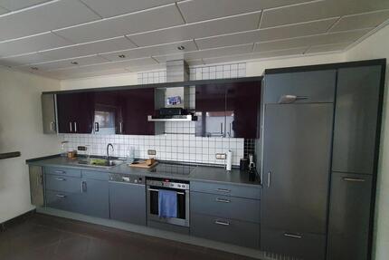 Schöne 2,5 ZKB Wohnung mit Einbauküche und Balkon - Rehling