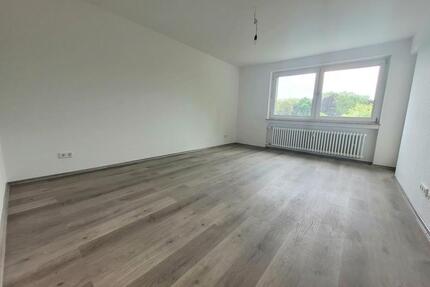 Schöne Wohnung mit Balkon! - 519,00&nbsp;EUR Kaltmiete, ca.&nbsp; 60,00&nbsp;m&sup2; in Mülheim an der Ruhr (PLZ: 45476) Rechtsruhr-Nord