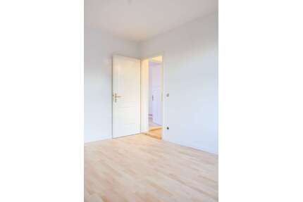 Wohnung zum Mieten in Berlin 1.900,00 € 103.4 m²