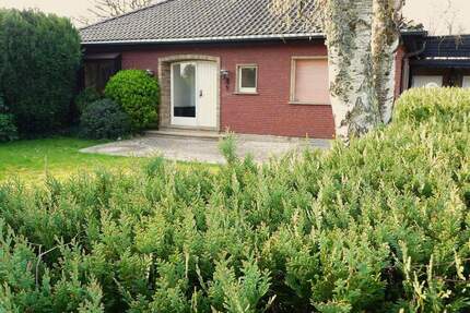 IMMOBILIEN LONNY** Wo Charme auf Panorama trifft – Ihr Logenplatz zum Gestalten und Genießen - Windeck Langenberg