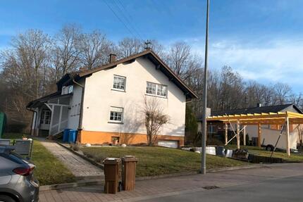 Haus zu verkaufen - 270.000,00&nbsp;EUR Kaufpreis, ca.&nbsp; 200,00&nbsp;m&sup2; in Höheinöd (PLZ: 66989)