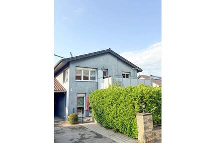 Charmante 3-Zimmer Etagenwohnung mit Balkon in ruhigem Wohngebiet - Pforzheim Büchenbronn