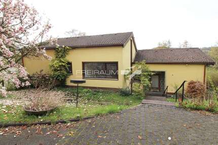 Haus zum Kaufen in Betzdorf 285.000,00 € 195 m²