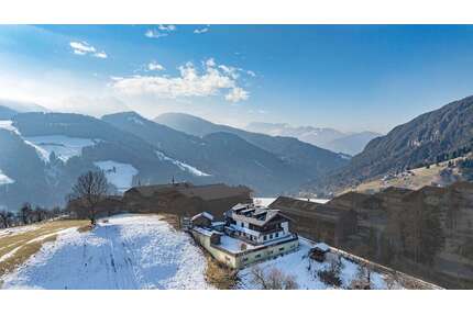 Haus zum Kaufen in Tegernsee 2.450.000,00 € 727 m²