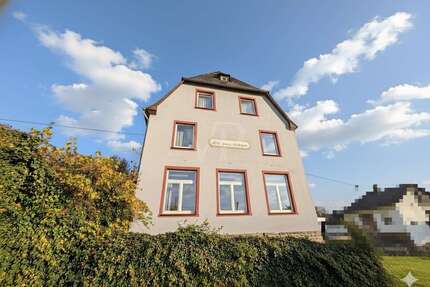 Haus zum Kaufen in Morbach Gonzerath 349.000,00 € 355 m² - Morbach / Gonzerath