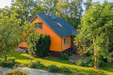 Am Wald & nahe der Spree! Einfamilienhaus mit Keller, Wintergarten, Sauna, Tiefgarage in Beeskow