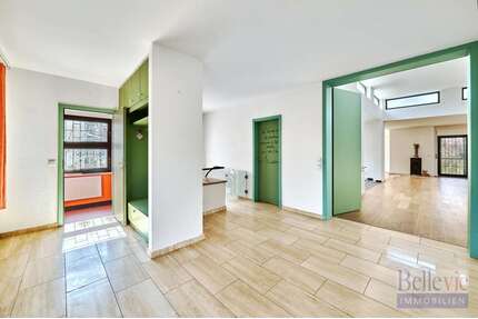 Haus zum Kaufen in Frankfurt am Main 1.298.000,00 € 366 m²