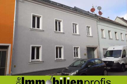 HO-52113 - Sanierte Wohnung mit Garten im Stadtzentrum von Rehau