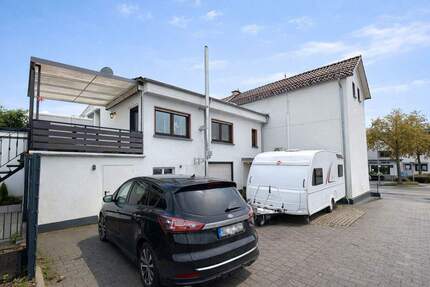 Raum trifft Charakter! 161 qm, 8 Z. 475 qm Grundstück, laufend modernisiert, zentral und vielseitig - Siegburg Kaldauen